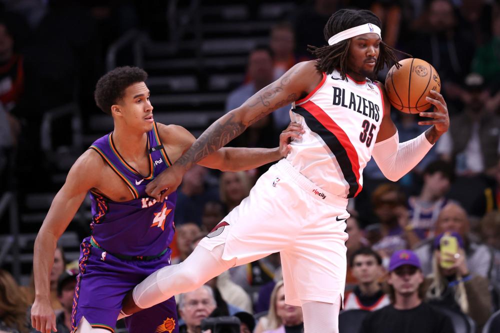 随着比赛哨 随着比赛哨