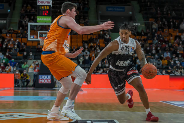 而曼联更是 而曼联更是