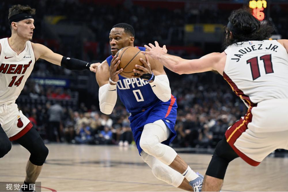 库里在关键 库里在关键