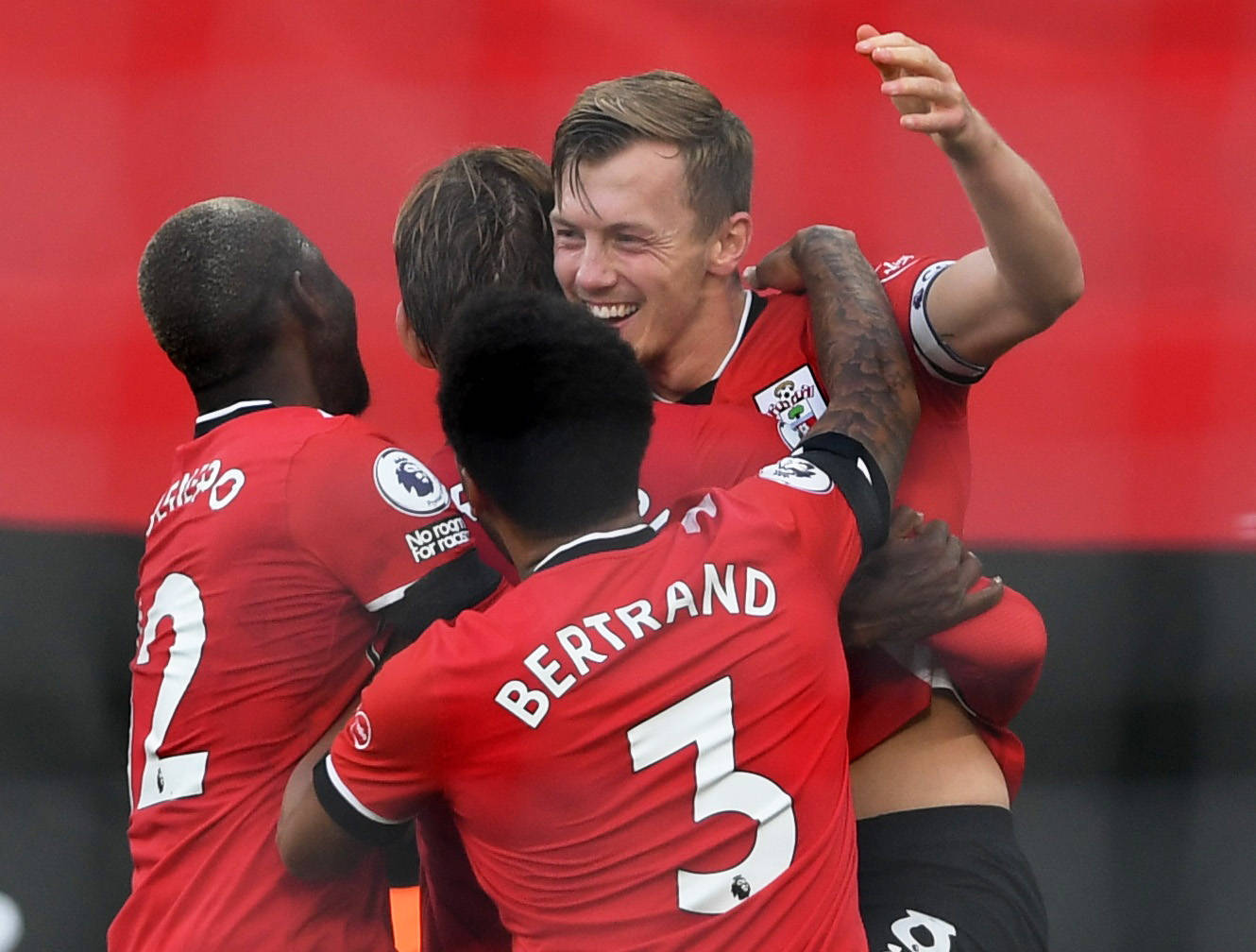 的阵容更趋 的阵容更趋