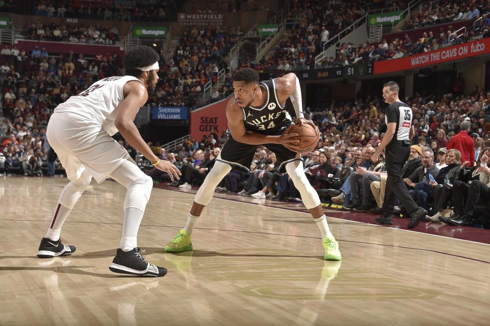 虽然名不见 虽然名不见