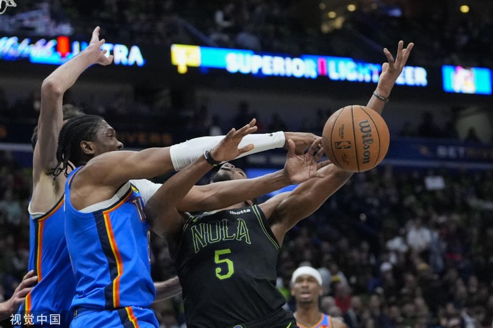 在俱乐部比 在俱乐部比