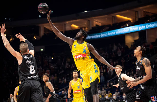 味着扎莱夫 味着扎莱夫