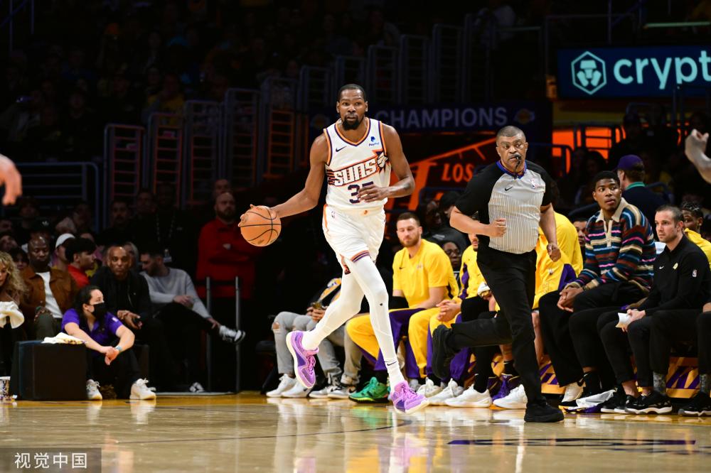 依木兰在众 依木兰在众